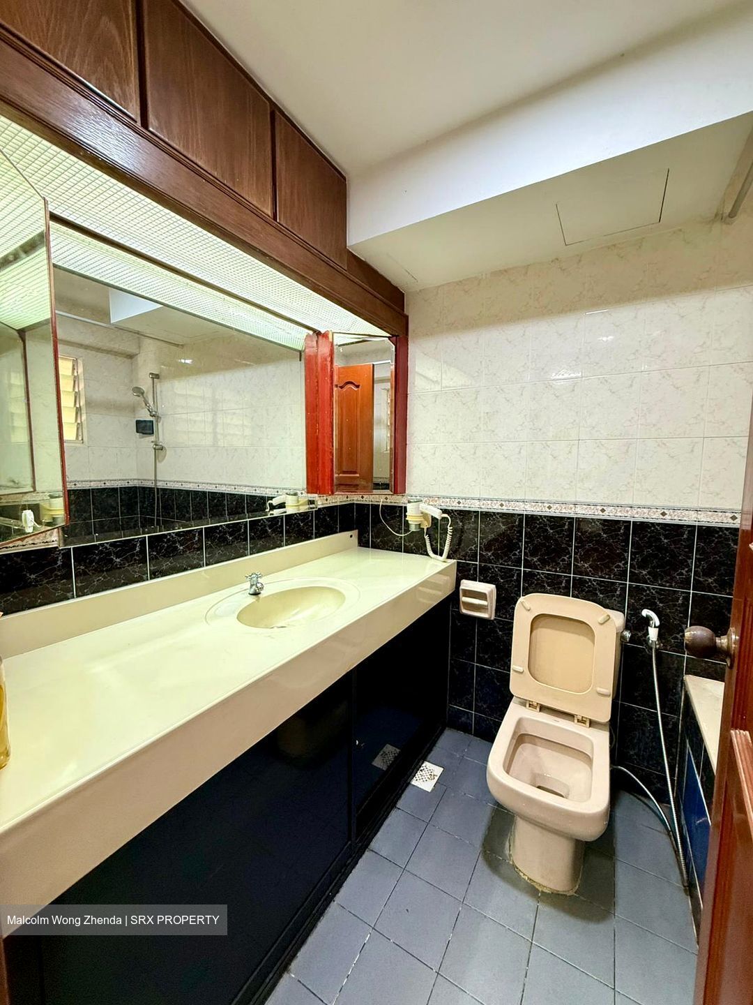 Melville Park (D18), Condominium #606293361
